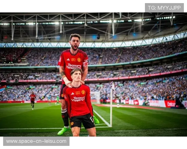 马赛vs斯特拉斯堡,奥巴梅扬头球破门扩大比分 马赛vs斯特拉斯堡,奥巴梅扬头球破门扩大比分