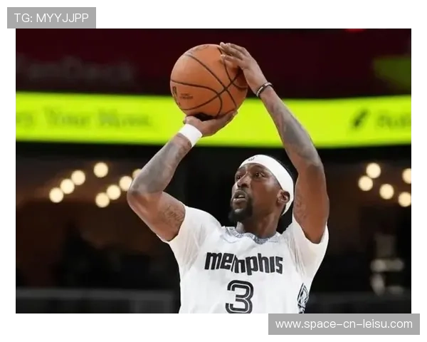 考德威尔-波普接受右手小指复位手术，灰熊后场深度面临考验